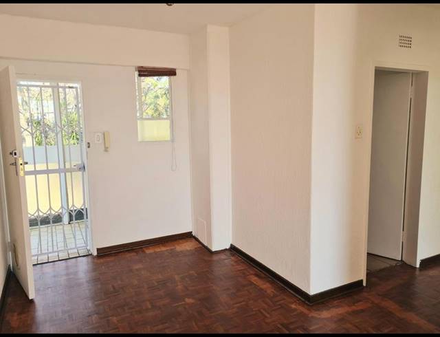1 BEDROOM APARTMENT FOR SALE IN PARKMORE